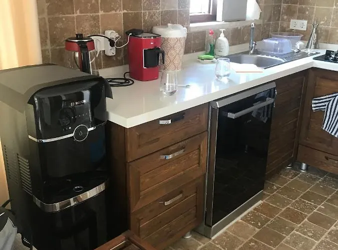 Rustic Modern Patio With Shared Pool Appartamento *